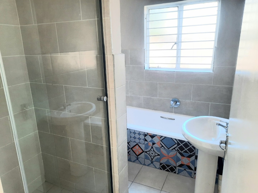 2 Bedroom Property for Sale in Ferndale Gauteng