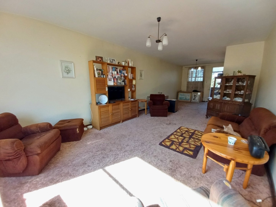 1 Bedroom Property for Sale in Eastleigh Gauteng
