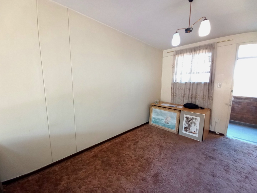 1 Bedroom Property for Sale in Eastleigh Gauteng