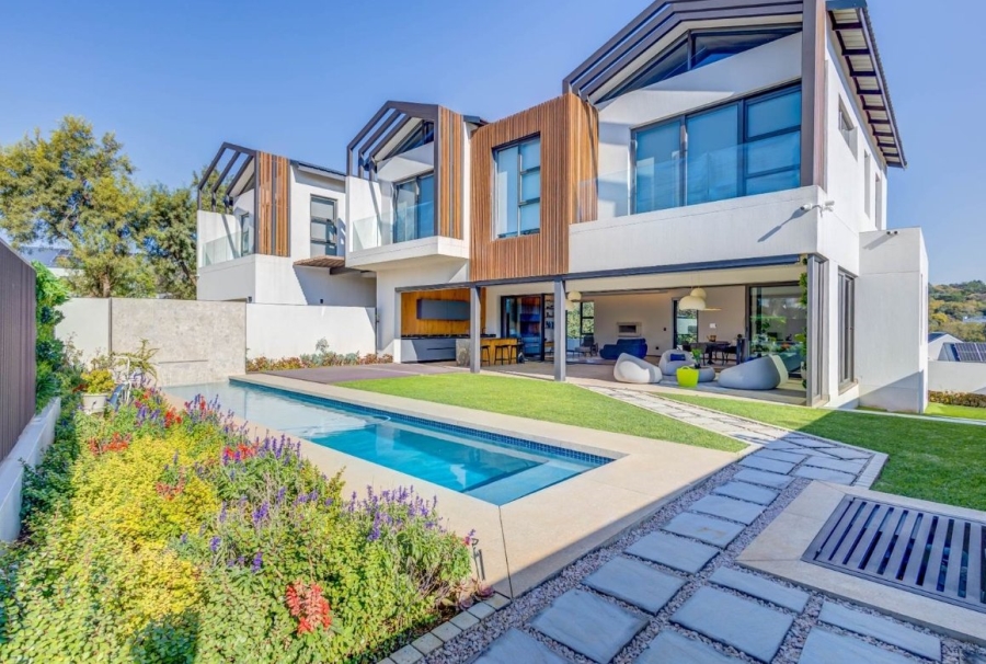 4 Bedroom Property for Sale in Helderfontein Estate Gauteng