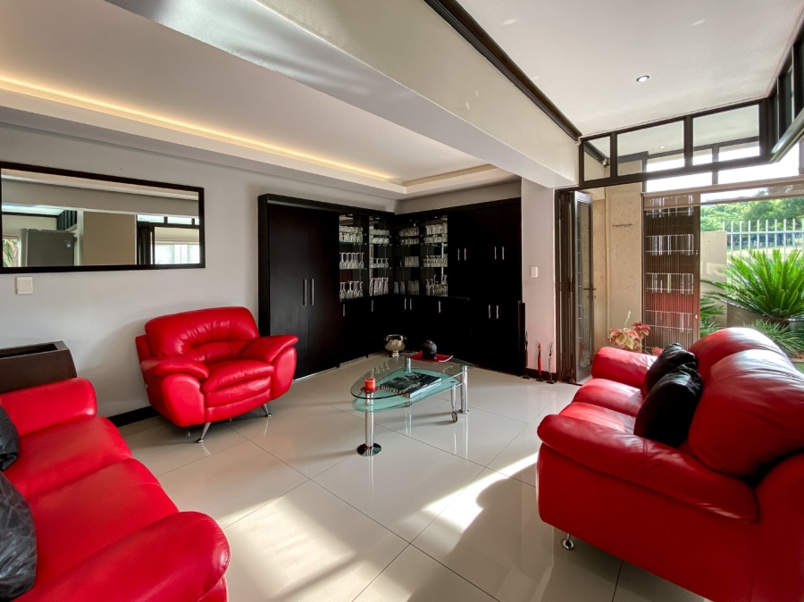 4 Bedroom Property for Sale in Aspen Hills Gauteng
