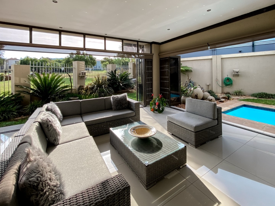 4 Bedroom Property for Sale in Aspen Hills Gauteng