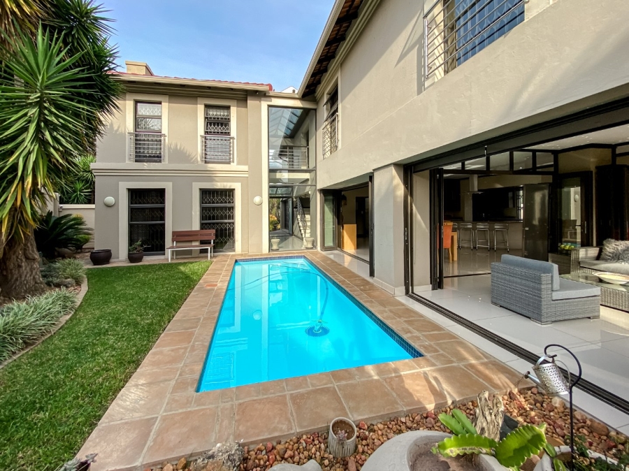 4 Bedroom Property for Sale in Aspen Hills Gauteng
