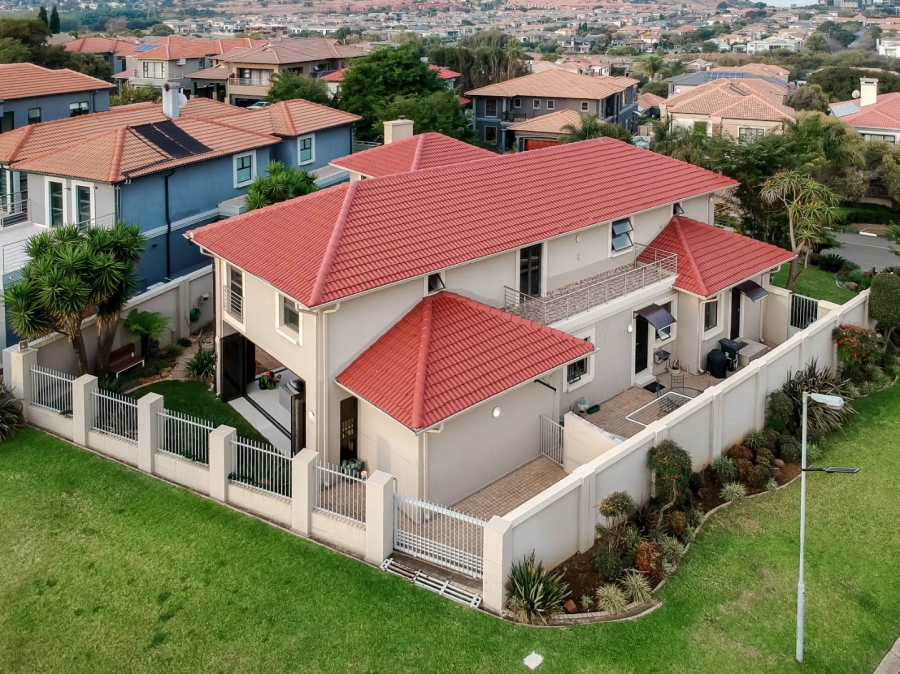 4 Bedroom Property for Sale in Aspen Hills Gauteng