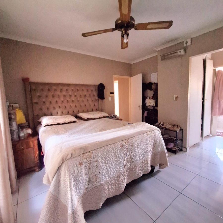 4 Bedroom Property for Sale in Birchleigh Gauteng