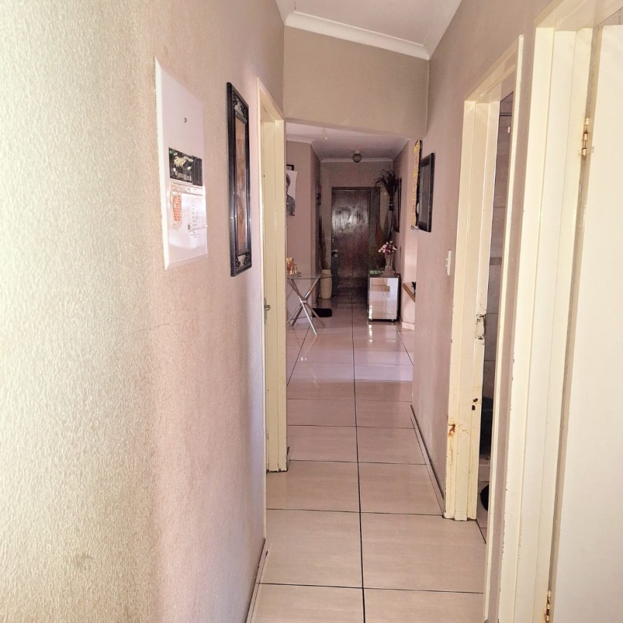 4 Bedroom Property for Sale in Birchleigh Gauteng