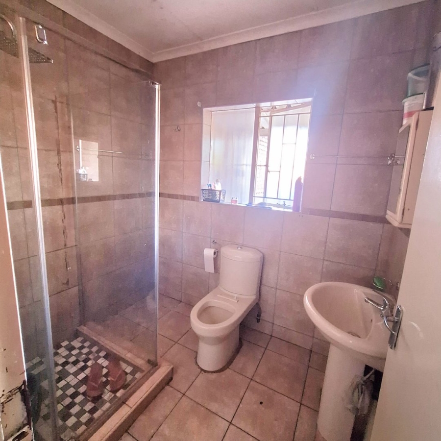 4 Bedroom Property for Sale in Birchleigh Gauteng