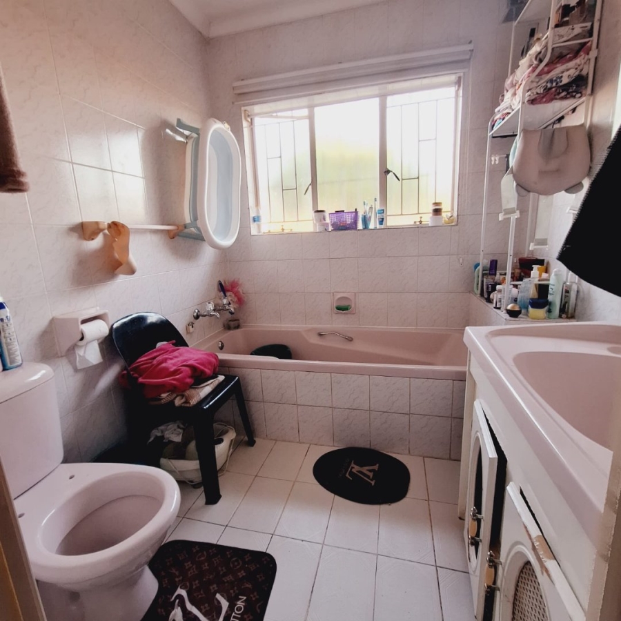 4 Bedroom Property for Sale in Birchleigh Gauteng