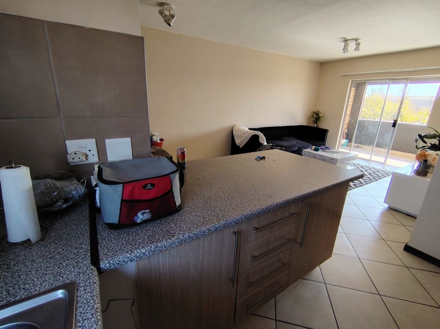 2 Bedroom Property for Sale in Stone Ridge Gauteng