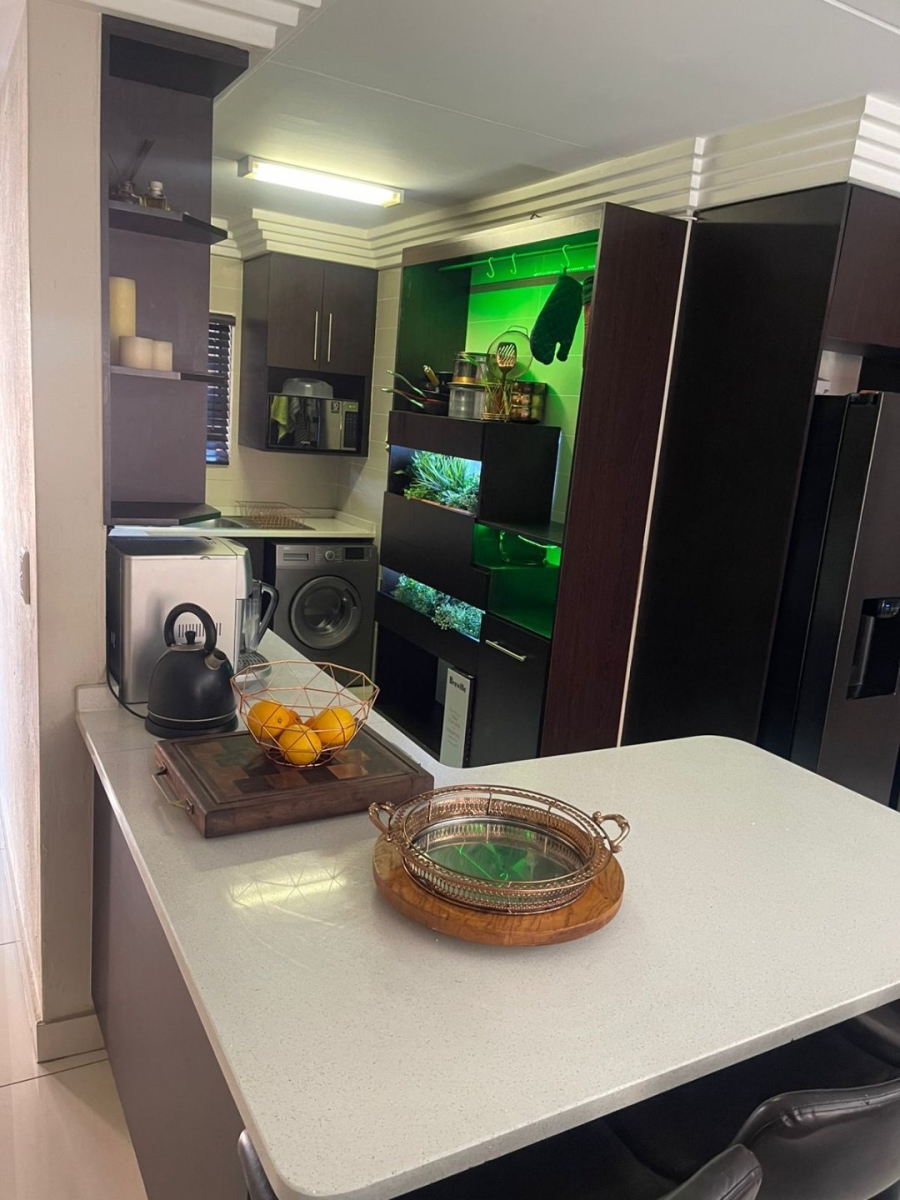 2 Bedroom Property for Sale in Ravenswood Gauteng
