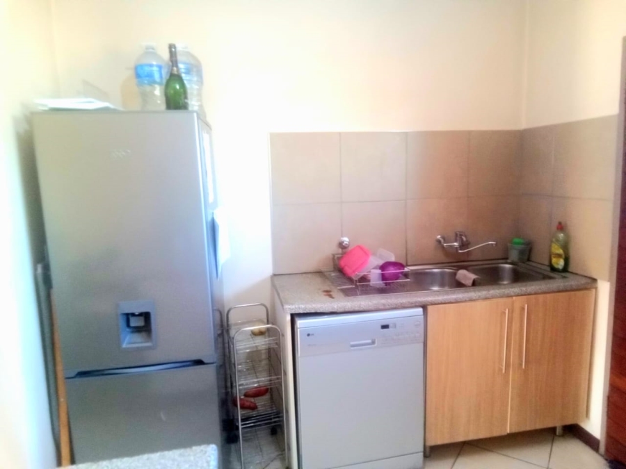 2 Bedroom Property for Sale in Noordwyk Gauteng