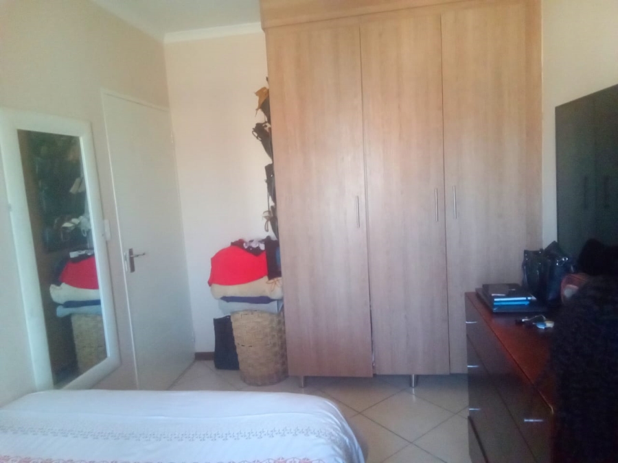2 Bedroom Property for Sale in Noordwyk Gauteng