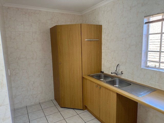 2 Bedroom Property for Sale in Wilro Park Gauteng