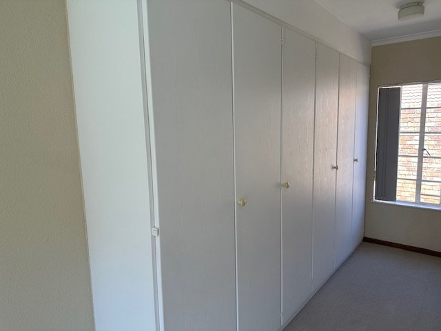 2 Bedroom Property for Sale in Wilro Park Gauteng