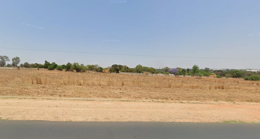  Bedroom Property for Sale in Glen Austin Gauteng