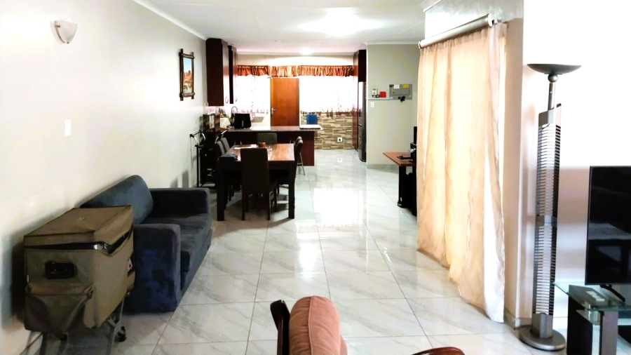 3 Bedroom Property for Sale in Zwartkop Gauteng