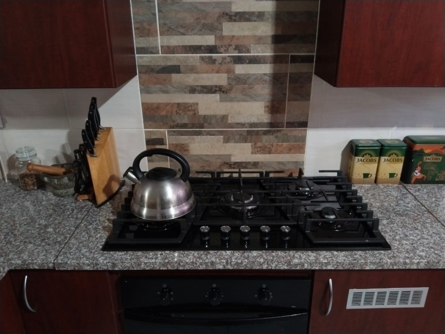 3 Bedroom Property for Sale in Zwartkop Gauteng
