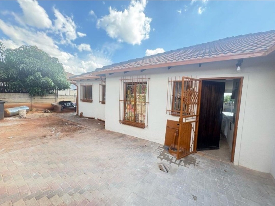 3 Bedroom Property for Sale in The Orchards Gauteng