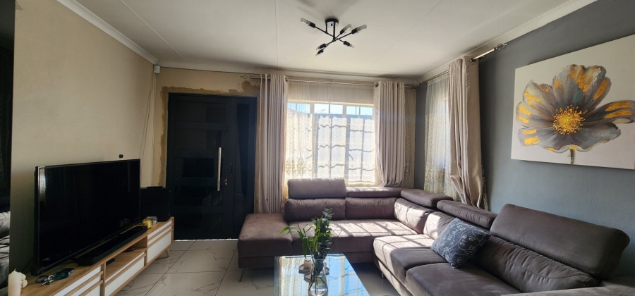 3 Bedroom Property for Sale in Sky City Gauteng