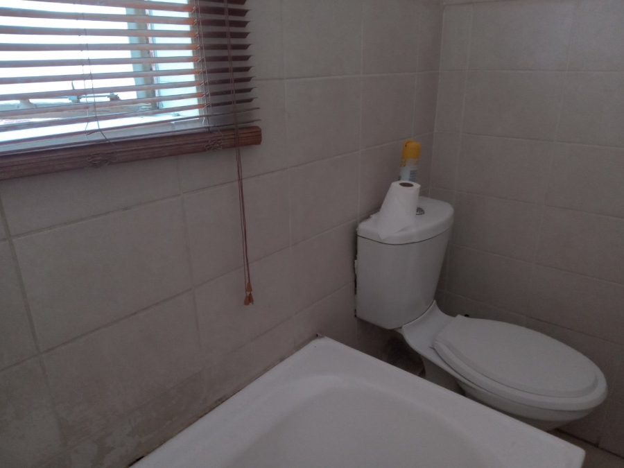 2 Bedroom Property for Sale in Pretoria Gardens Gauteng
