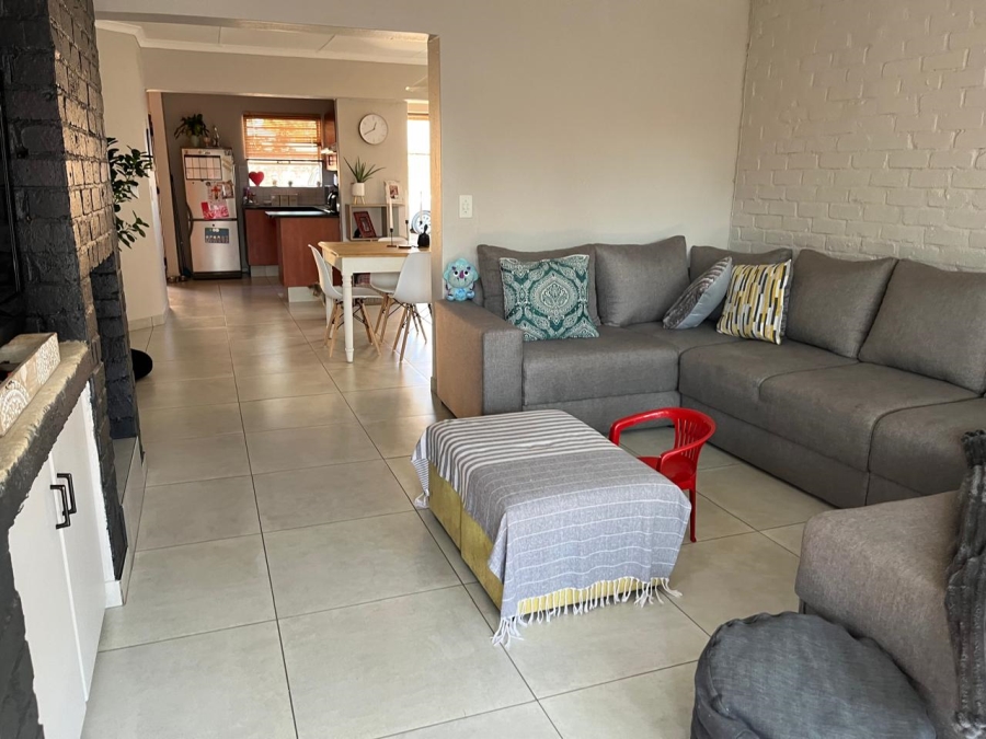 To Let 3 Bedroom Property for Rent in Sunward Park Gauteng