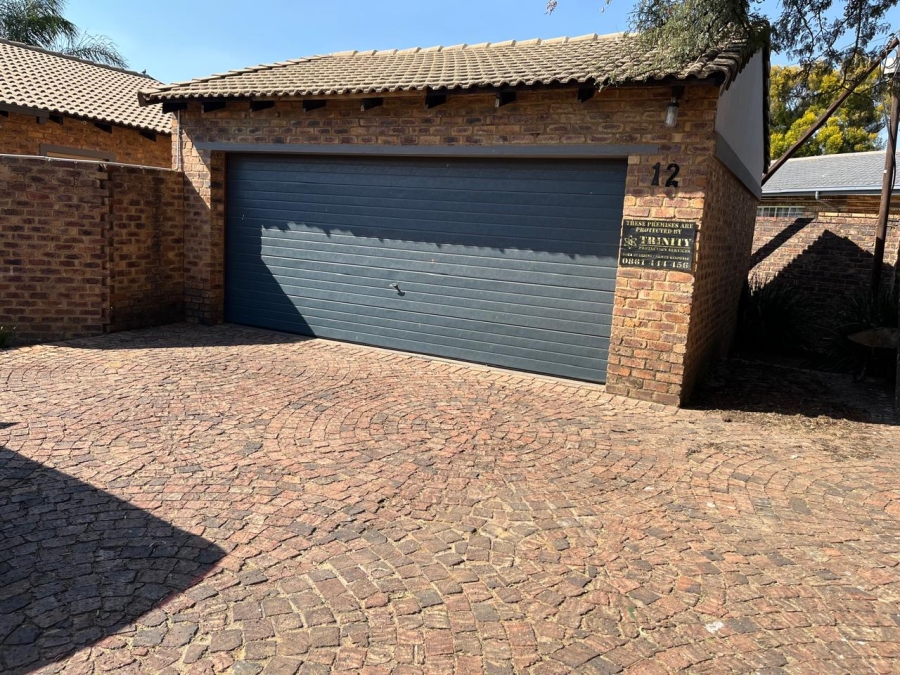 To Let 3 Bedroom Property for Rent in Sunward Park Gauteng