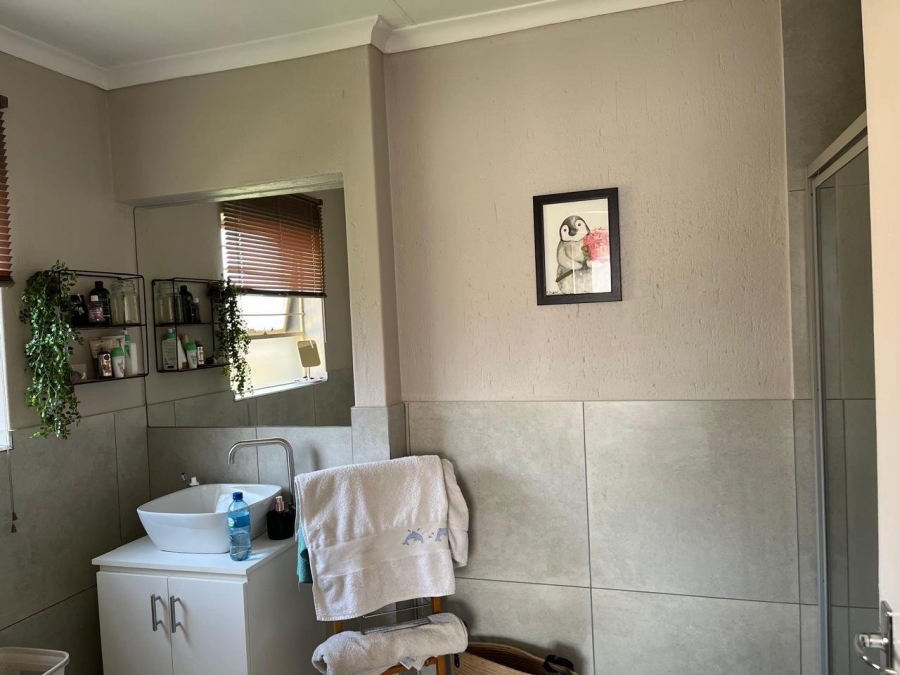 To Let 3 Bedroom Property for Rent in Sunward Park Gauteng