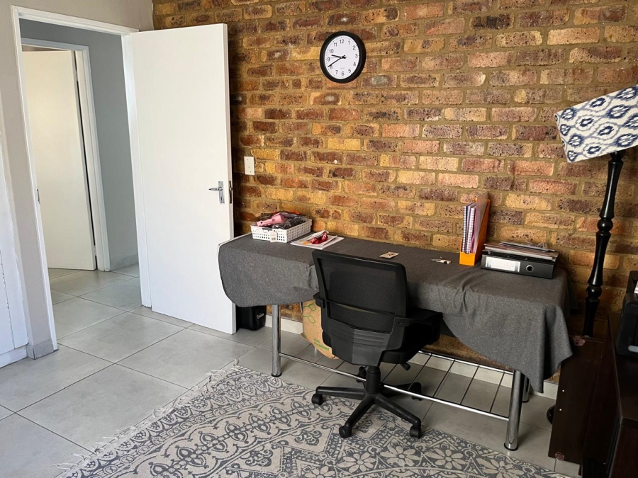 To Let 3 Bedroom Property for Rent in Sunward Park Gauteng