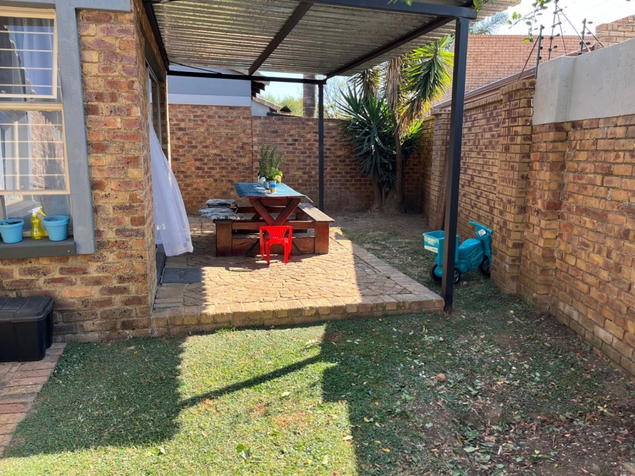 To Let 3 Bedroom Property for Rent in Sunward Park Gauteng