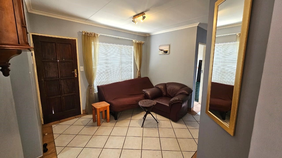 To Let 2 Bedroom Property for Rent in Equestria Gauteng