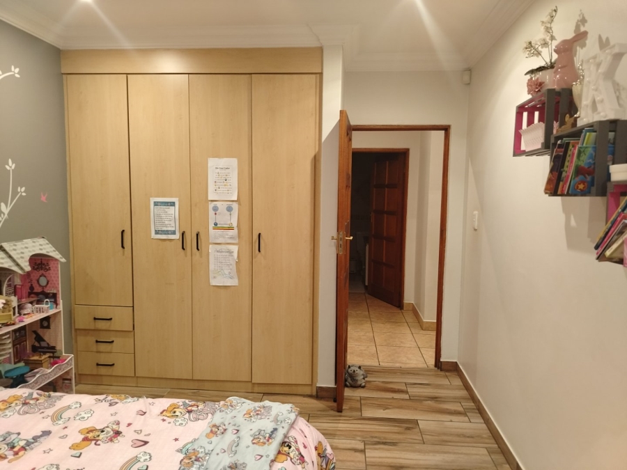 3 Bedroom Property for Sale in Green Acres Estate Gauteng