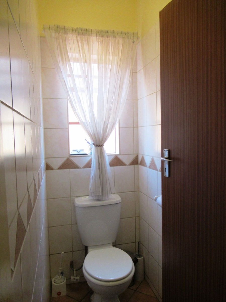 2 Bedroom Property for Sale in Erasmus Gauteng