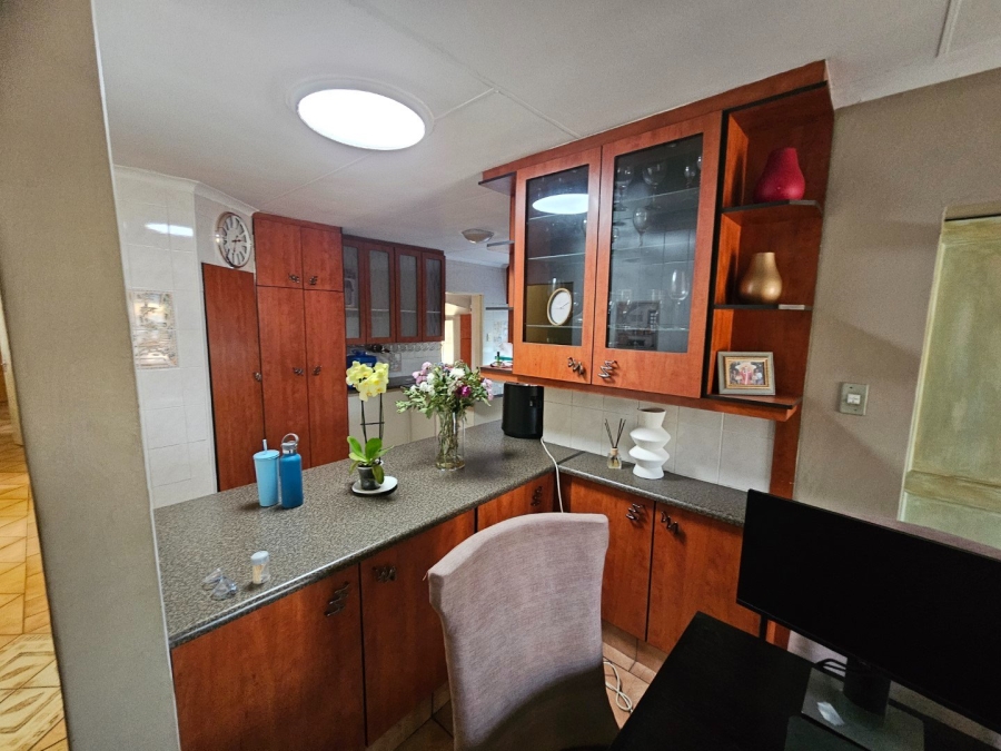 5 Bedroom Property for Sale in Montana Gauteng