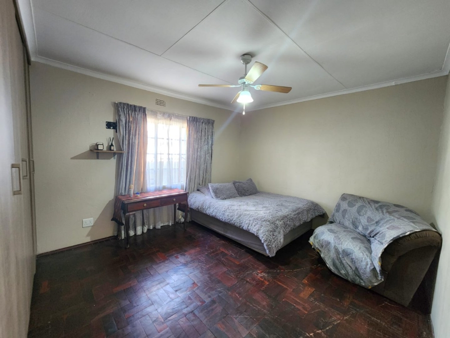 3 Bedroom Property for Sale in Glen Marais Gauteng