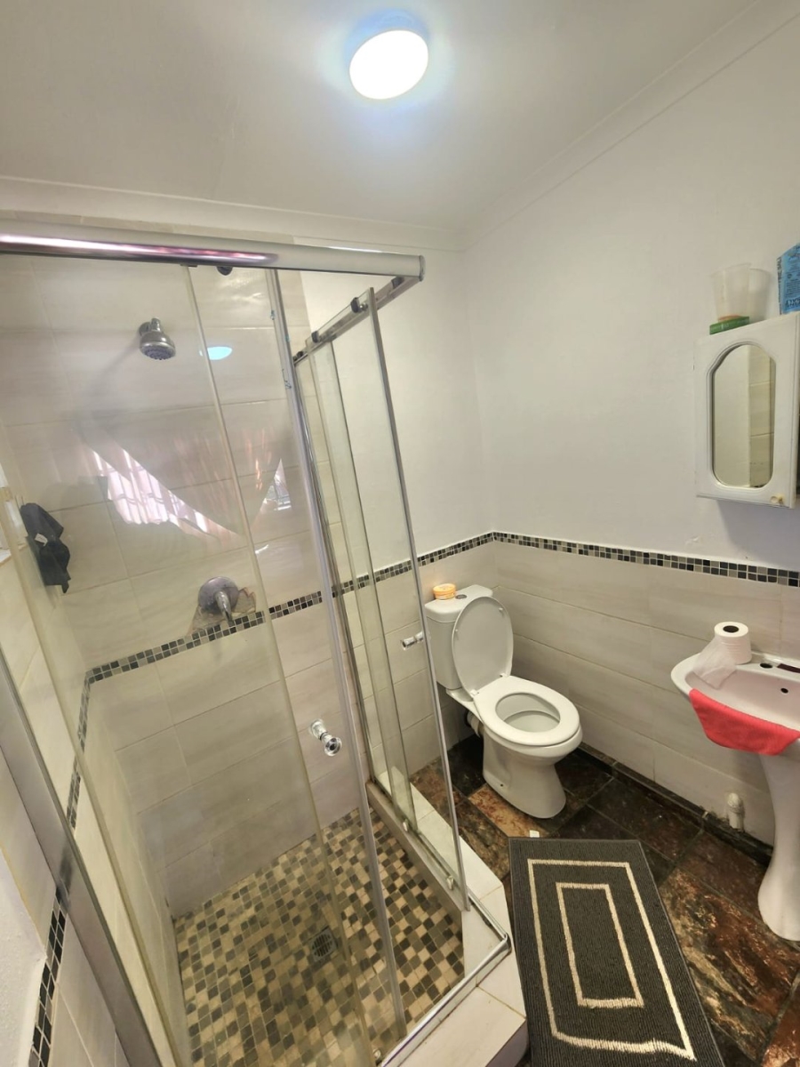 3 Bedroom Property for Sale in Glen Marais Gauteng