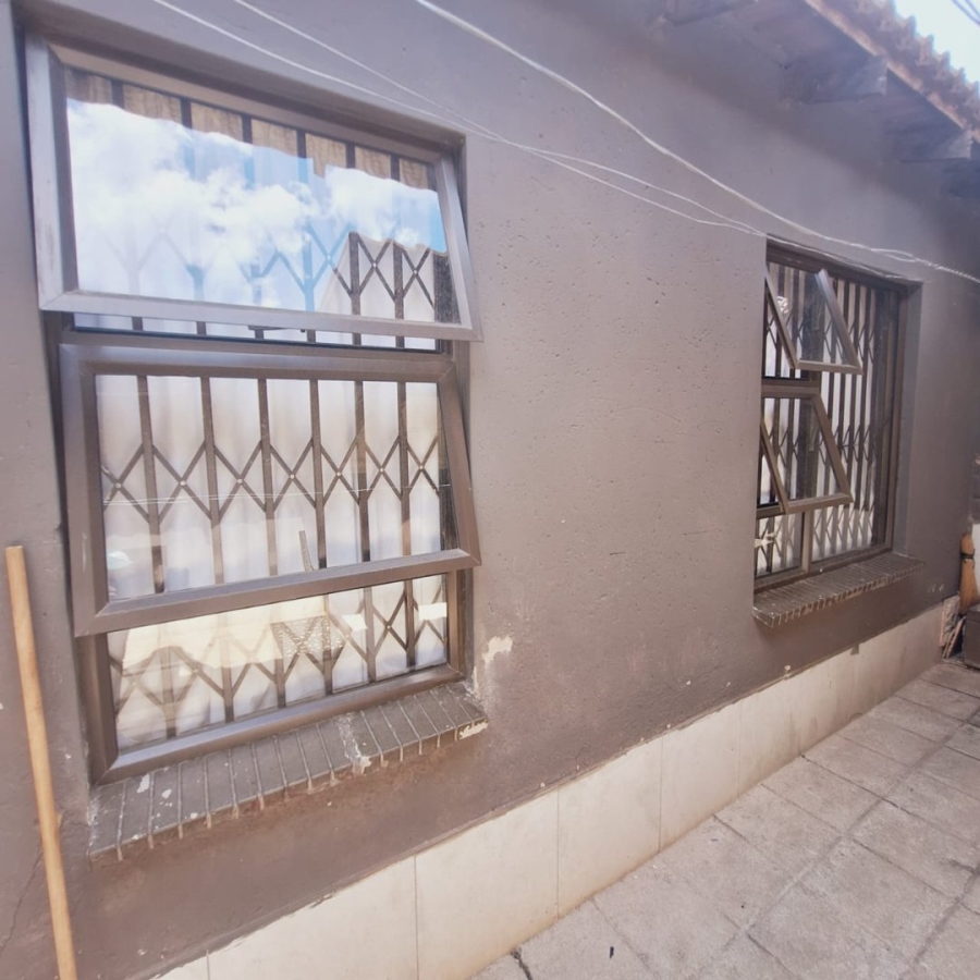 6 Bedroom Property for Sale in Rabie Ridge Gauteng