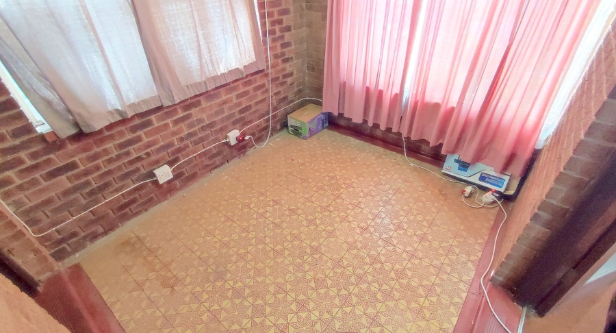 6 Bedroom Property for Sale in Wonderboom South Gauteng