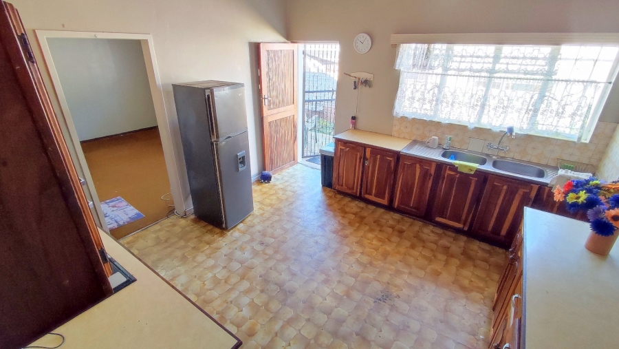 6 Bedroom Property for Sale in Wonderboom South Gauteng