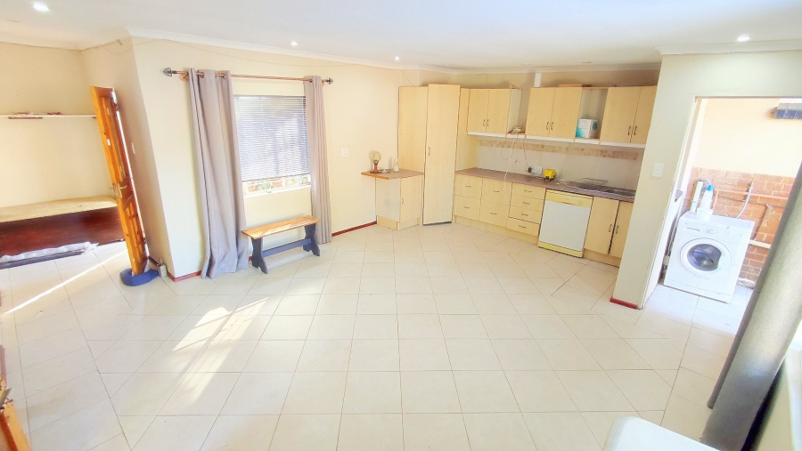 6 Bedroom Property for Sale in Wonderboom South Gauteng