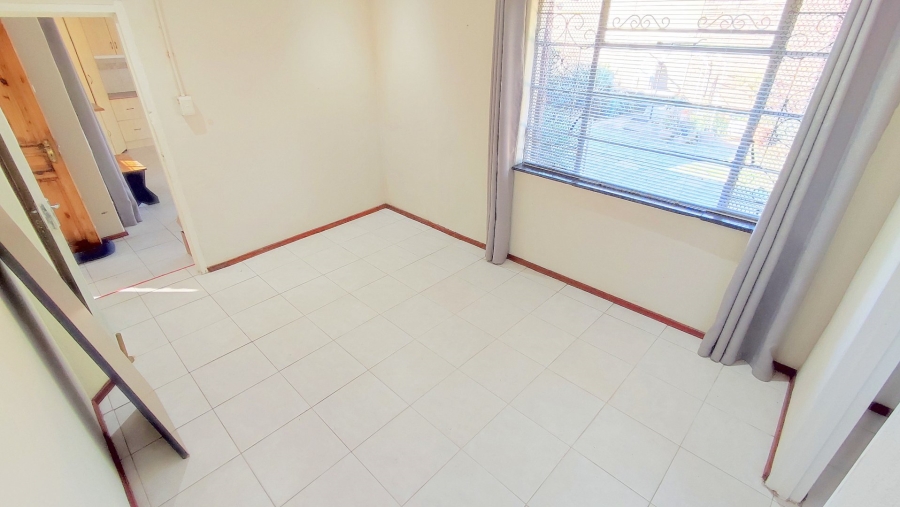 6 Bedroom Property for Sale in Wonderboom South Gauteng