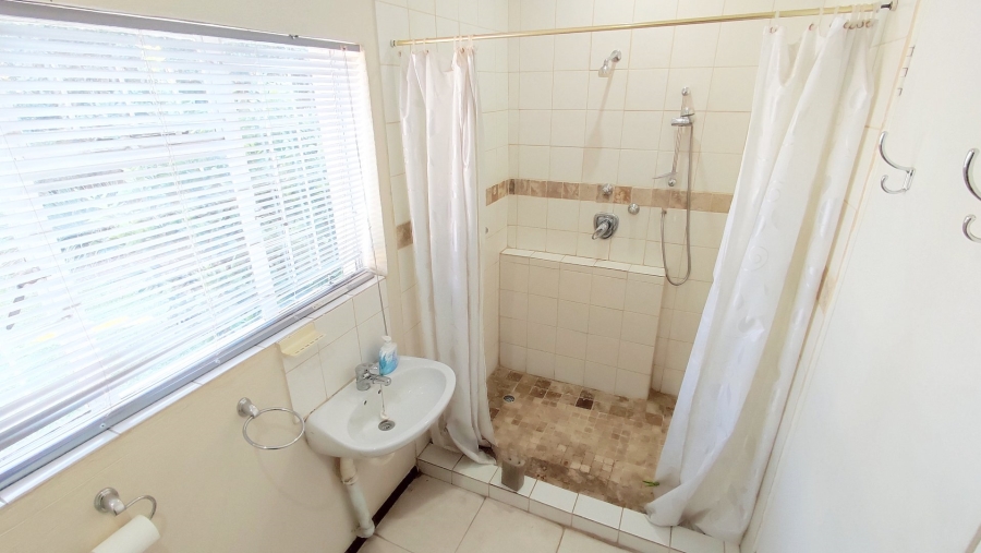 6 Bedroom Property for Sale in Wonderboom South Gauteng