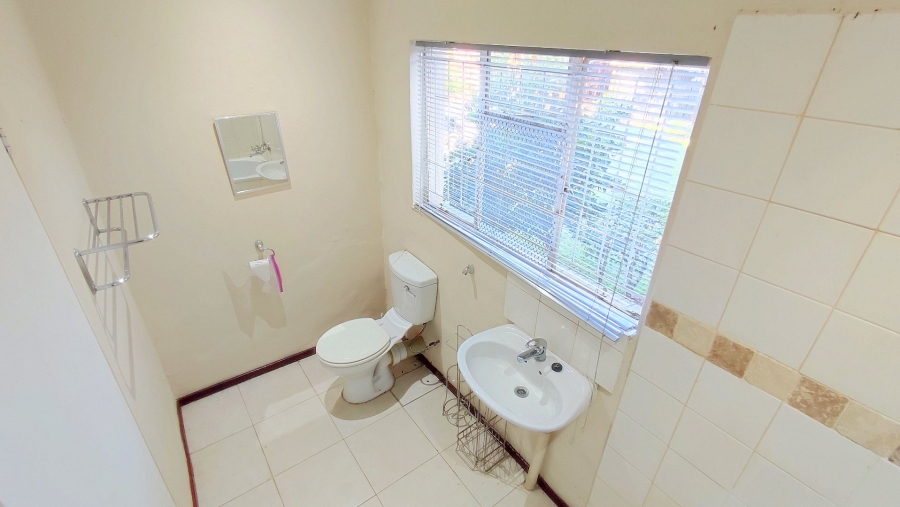 6 Bedroom Property for Sale in Wonderboom South Gauteng