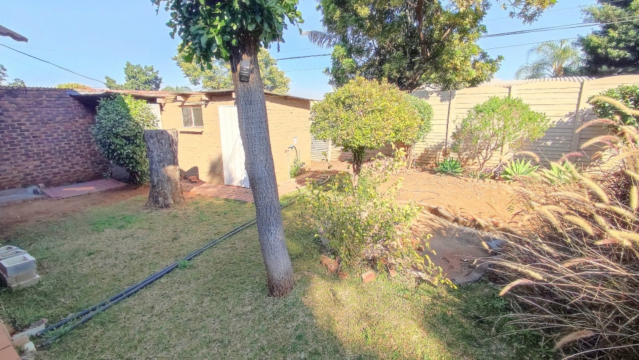 6 Bedroom Property for Sale in Wonderboom South Gauteng