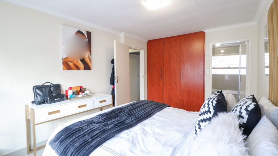3 Bedroom Property for Sale in Edenburg Gauteng