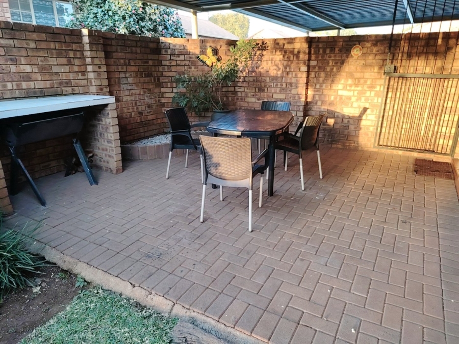 3 Bedroom Property for Sale in Celtisdal Gauteng