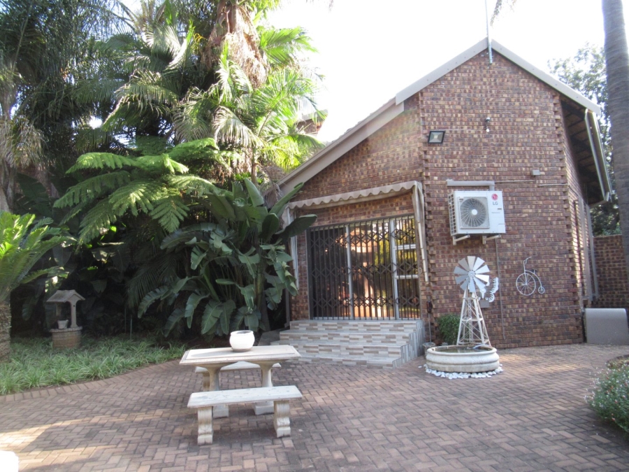 5 Bedroom Property for Sale in Rayton Gauteng