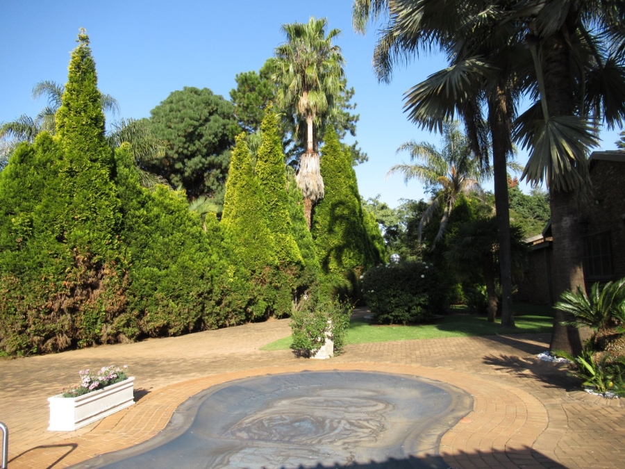 5 Bedroom Property for Sale in Rayton Gauteng