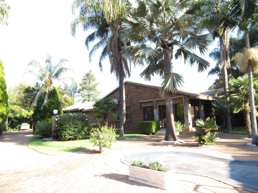 5 Bedroom Property for Sale in Rayton Gauteng