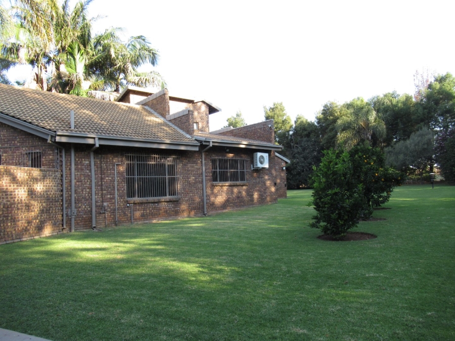 5 Bedroom Property for Sale in Rayton Gauteng