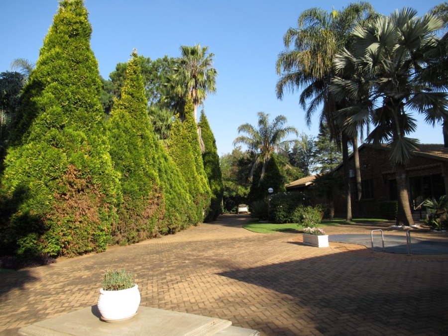 5 Bedroom Property for Sale in Rayton Gauteng